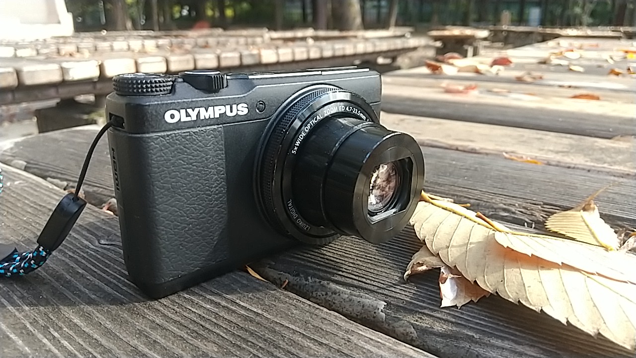 OLYMPUS xz-10