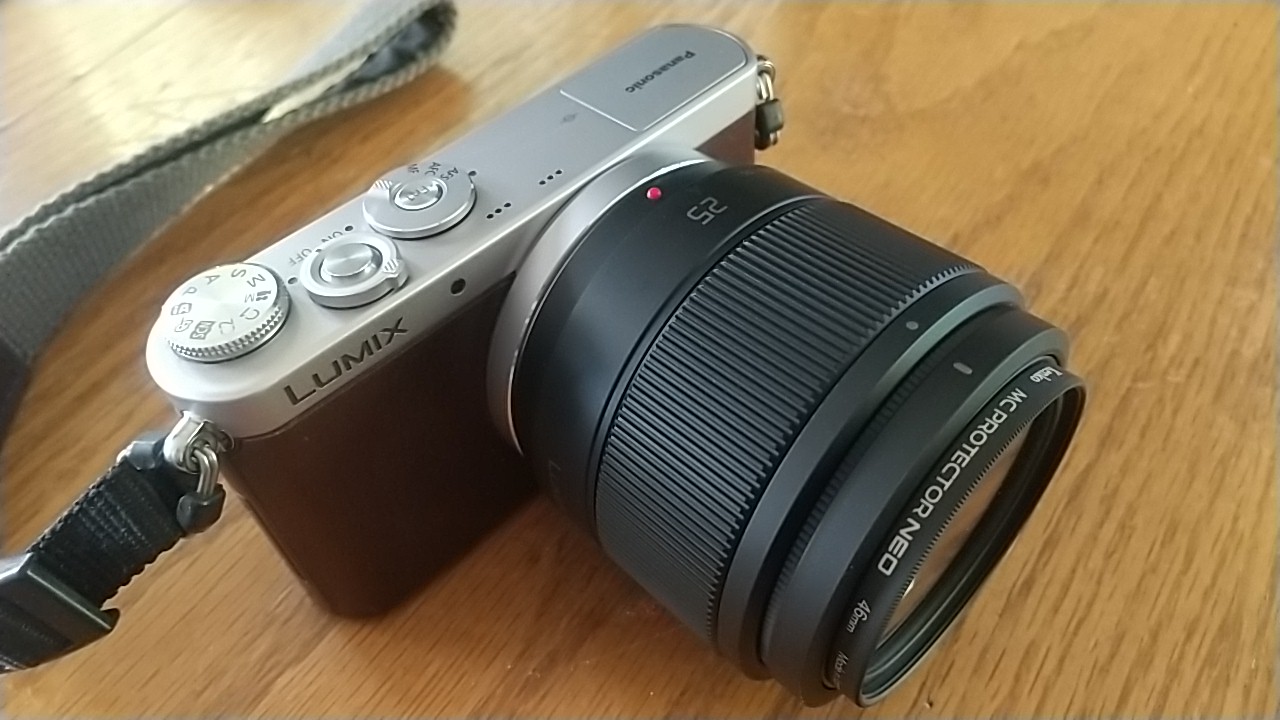 LUMIX G 25mm/F1.7 ASPH.H-H025は軽量ミニサイズな標準単焦点レンズ 