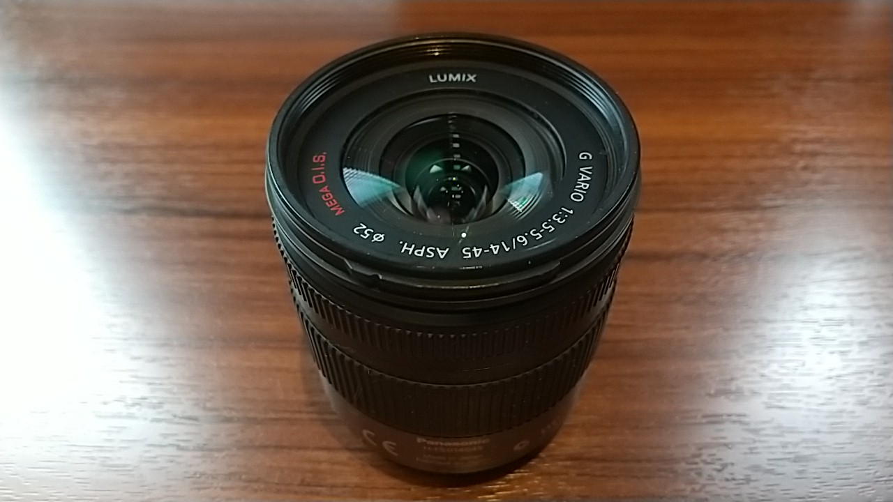 LUMIX G VARIO 14-45mm F3.5-5.6　ズームレンズ