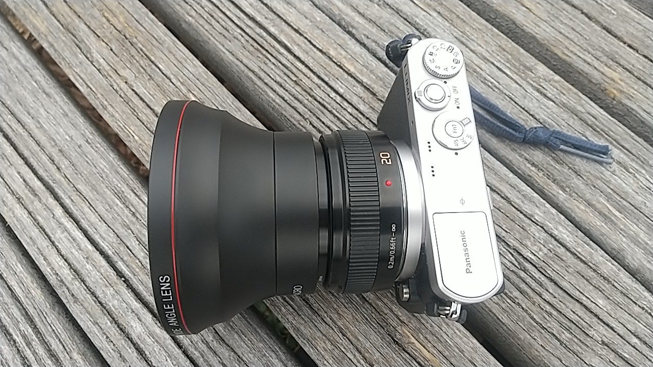 20mm/F1.7にワイドコンバーターレンズでGM1